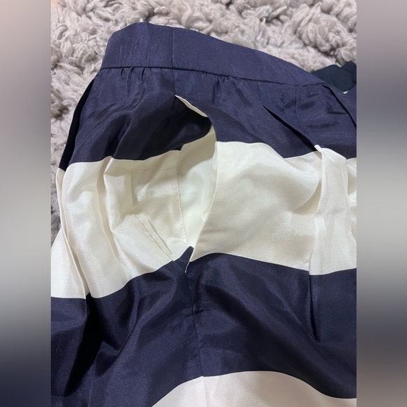 J.Crew Skirt Womens size 0 Blue White Striped Silk Lightweight Mini skirt - Picture 4 of 8